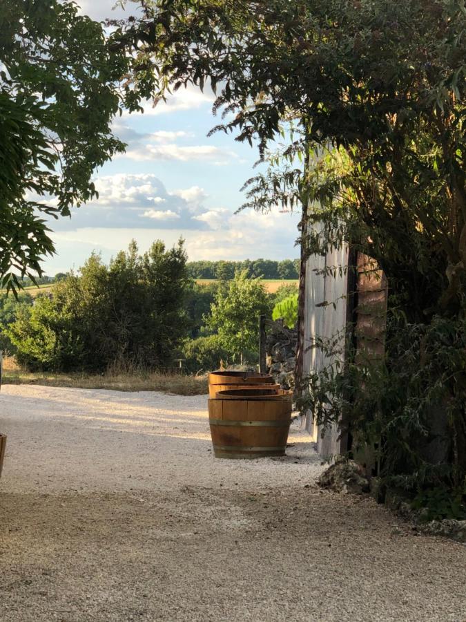 Le Gîte de La Maison des Chats Saint-Amans-du-Pech Extérieur photo
